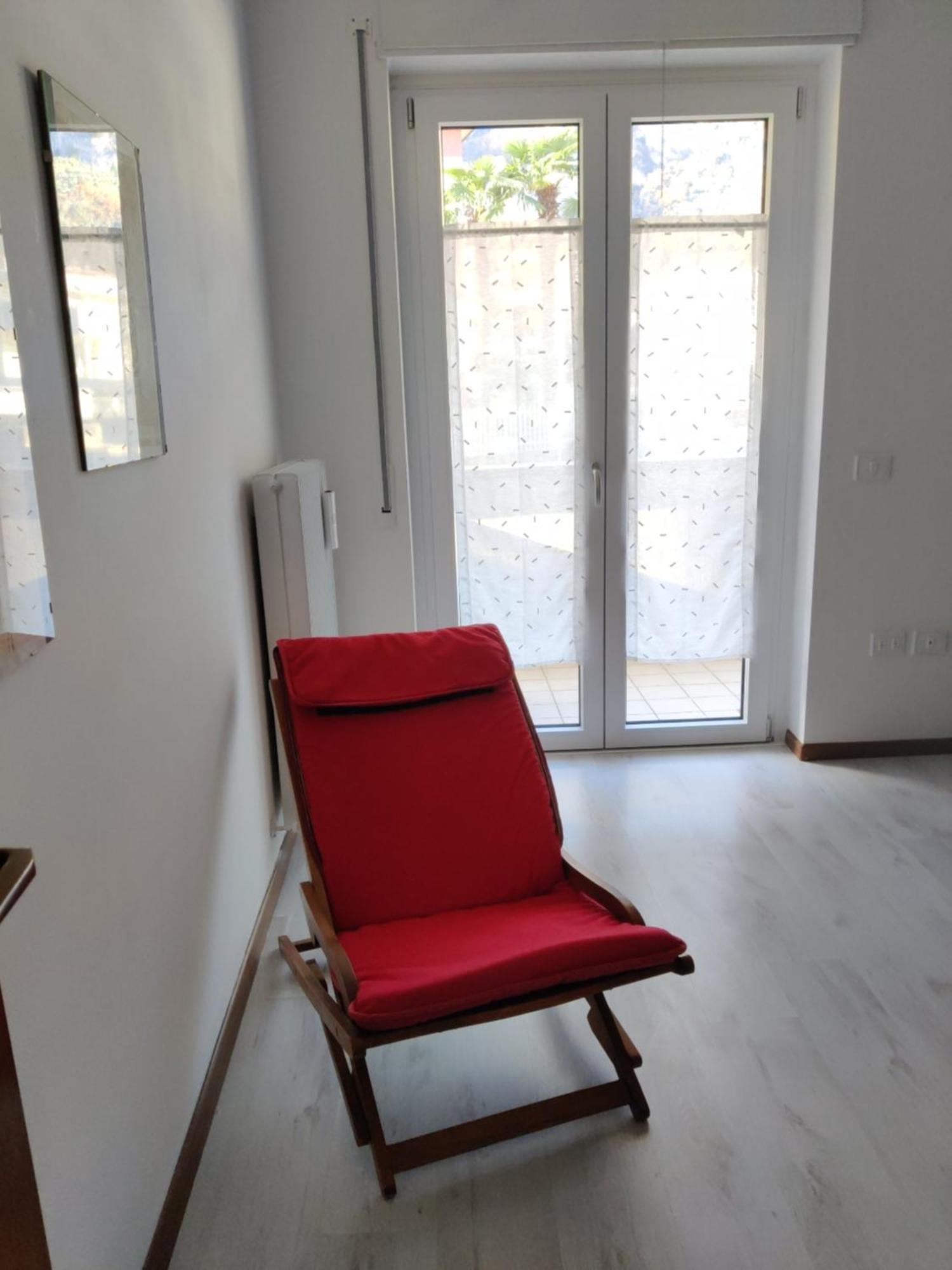 דירות ריבה דל גארדה Casa Akira מראה חיצוני תמונה
